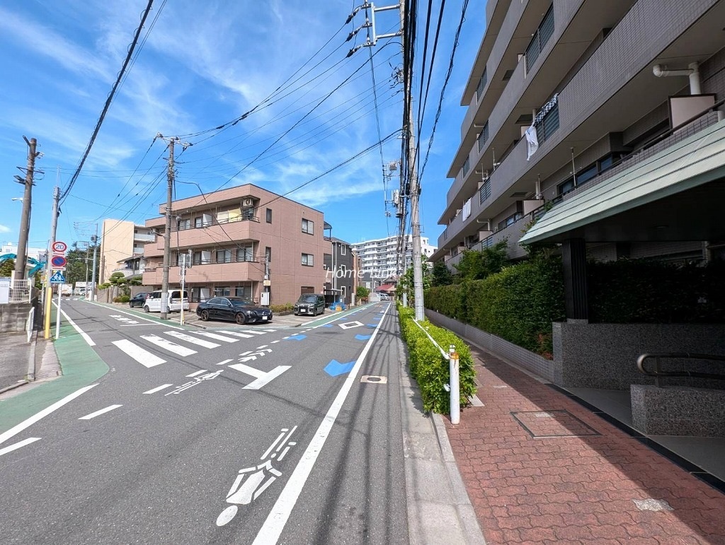 コスモ小竹向原　南西側 前面道路